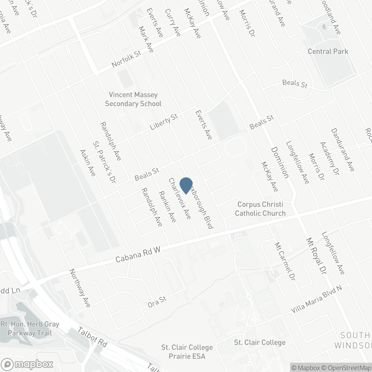 3571 ROXBOROUGH, Windsor, Ontario N9E 3A3